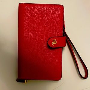 Lauren Ralph Lauren
Leather Tech Wristlet. Never used.